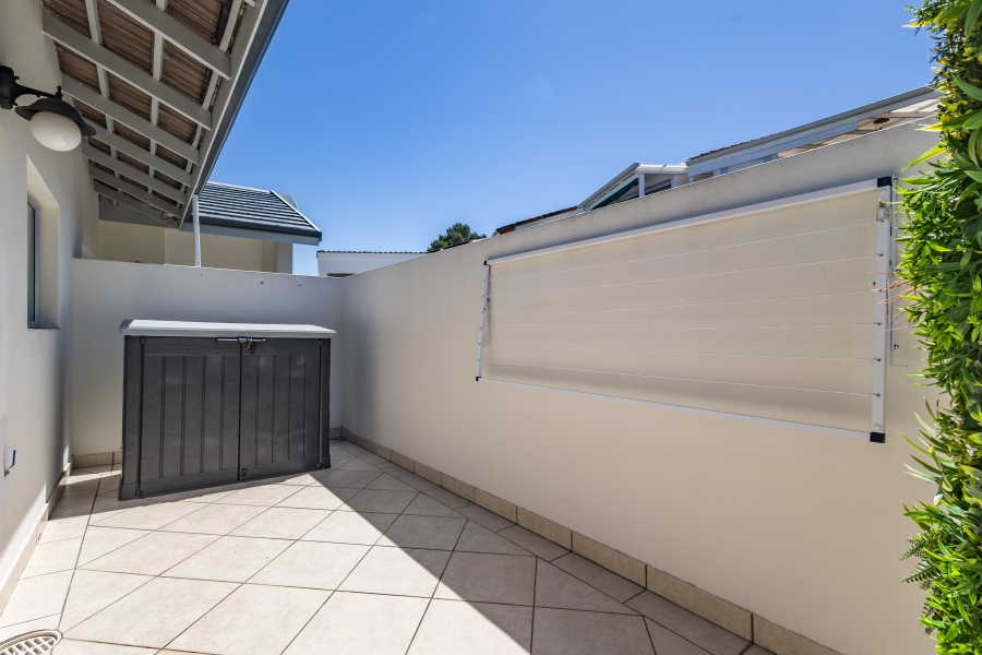 2 Bedroom Property for Sale in Hunters Estate Western Cape